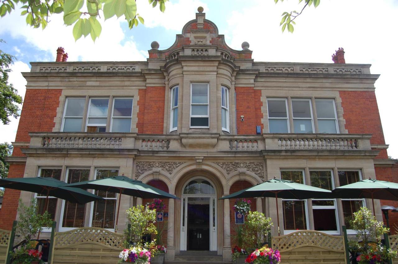 Millfields Hotel Grimsby Exteriör bild