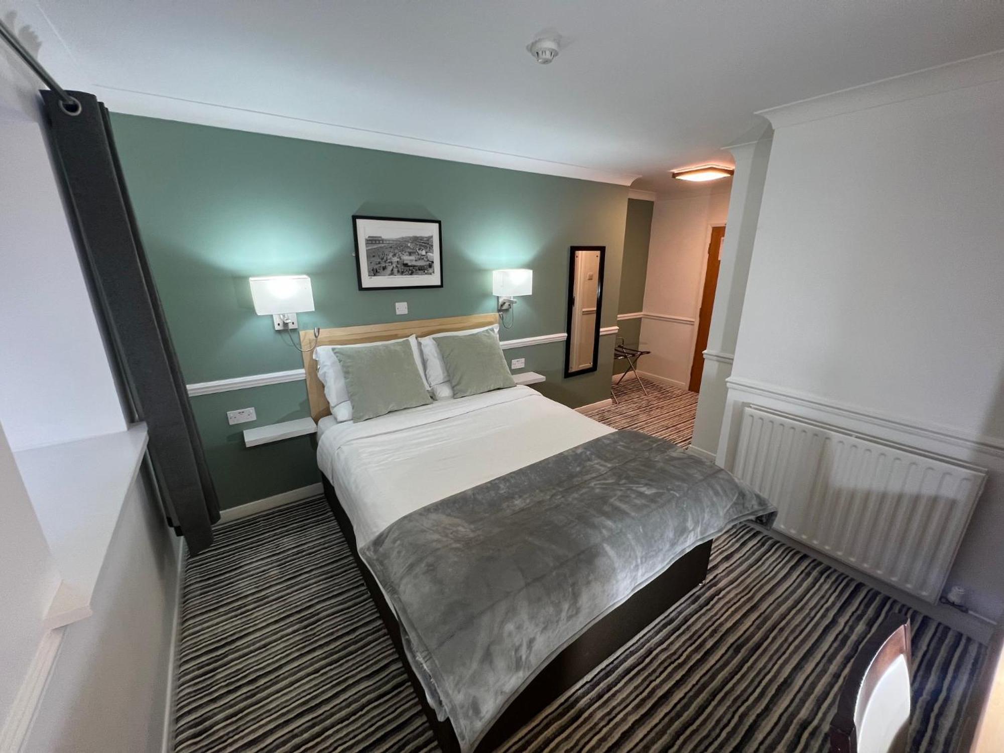 Millfields Hotel Grimsby Exteriör bild